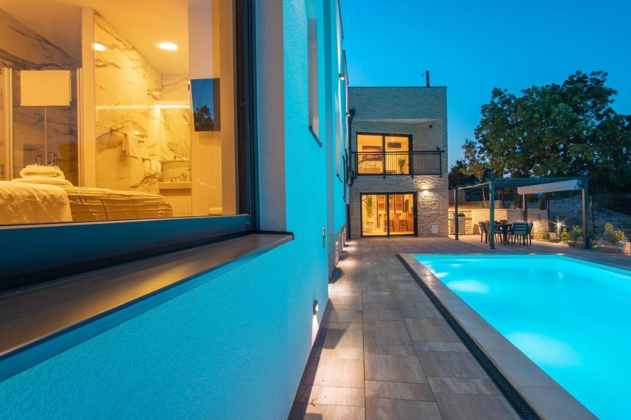 Perla Nera Heated Pool & Sauna Stan Trigraci Kültér fotó